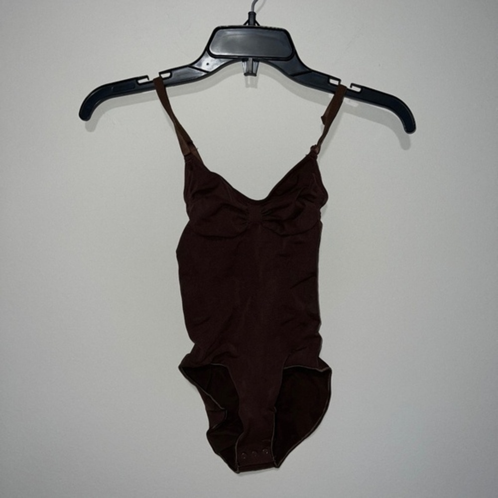 SKIMS SEAMLESS SCULPT BRIEF BODYSUIT BROWN COCOA SMALL